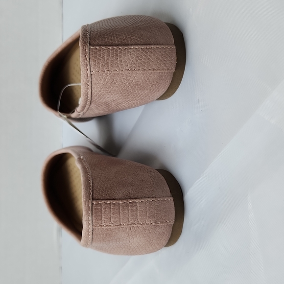 Ophelia Roe Women's Memory Foam Extra Comfort Phoebe Snake Pink Flats Size 6 NWT - Picture 6 of 10
